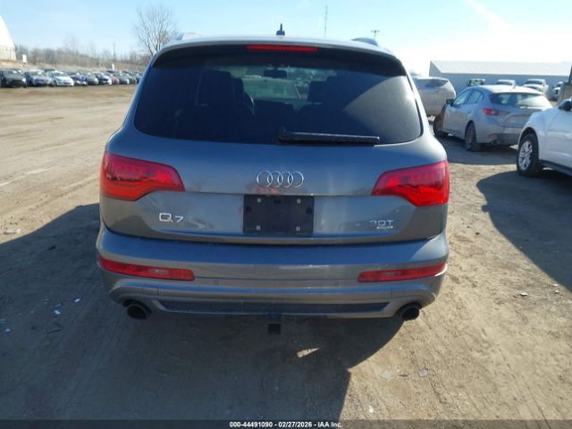Audi Q7 | 15