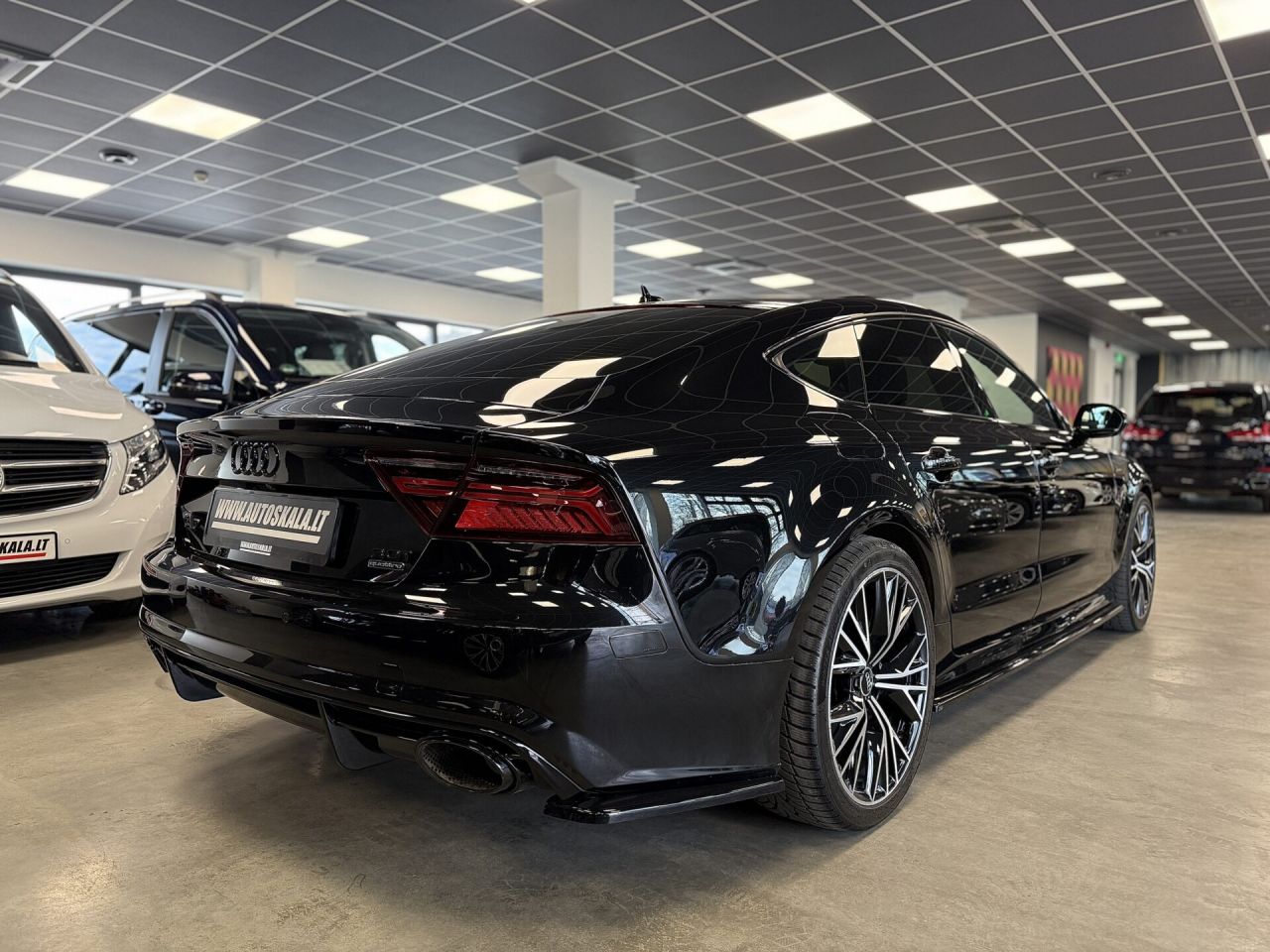 Audi A7 | 3
