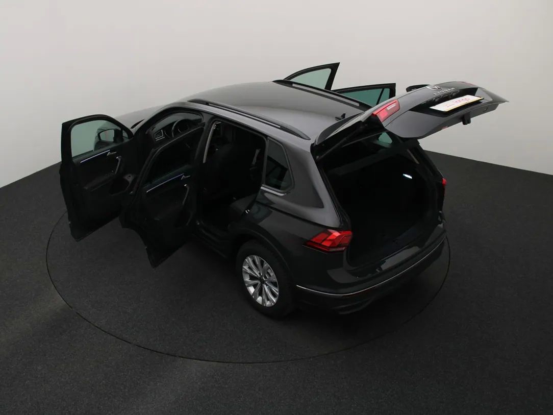 Volkswagen Tiguan | 11