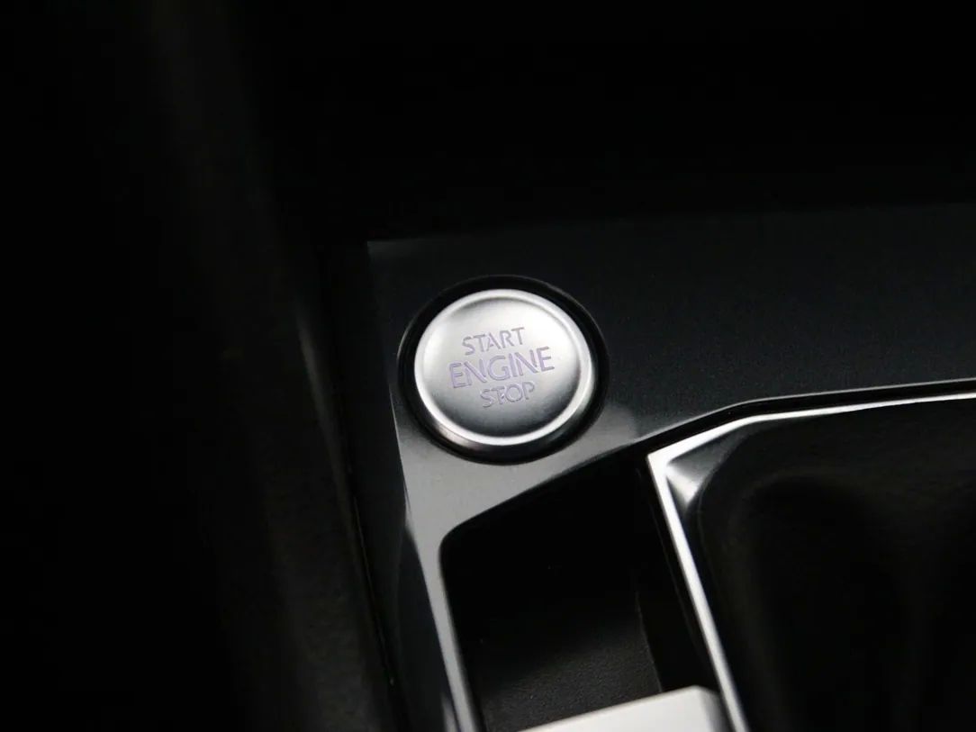 Volkswagen Tiguan | 27