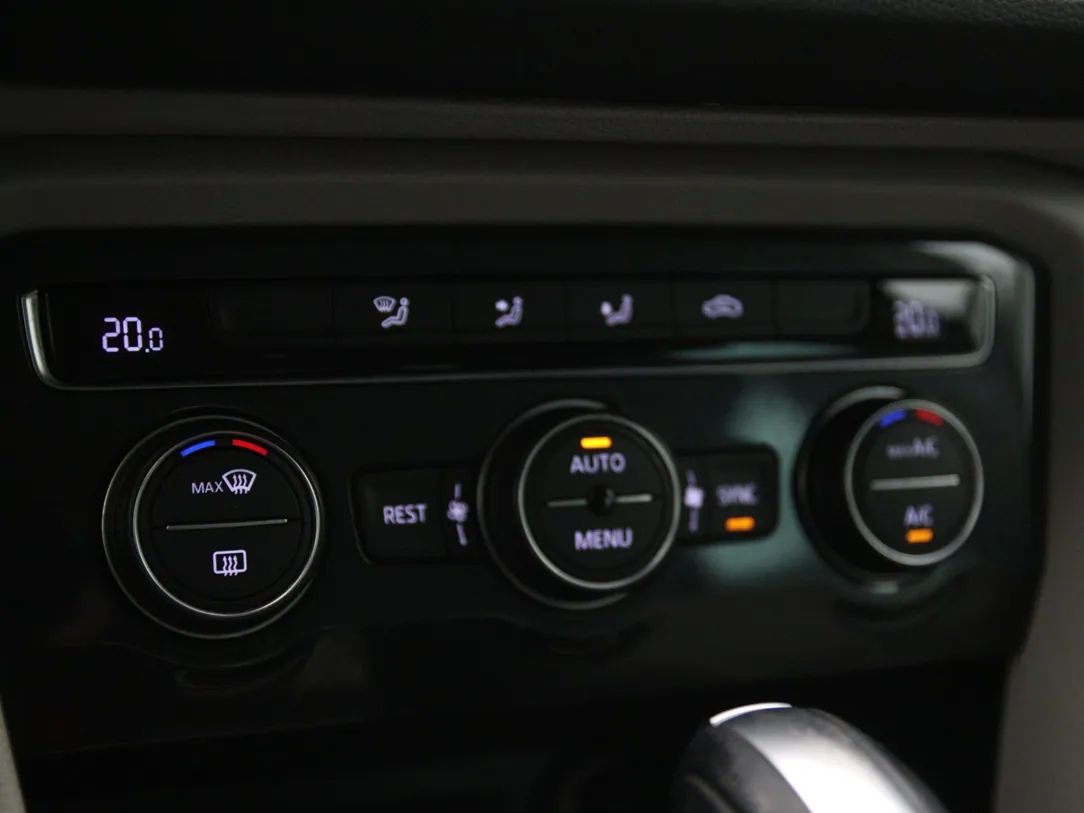 Volkswagen Tiguan | 18