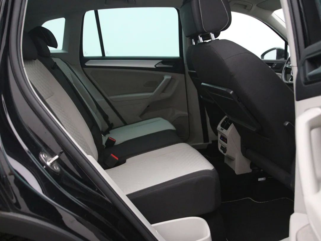 Volkswagen Tiguan | 13