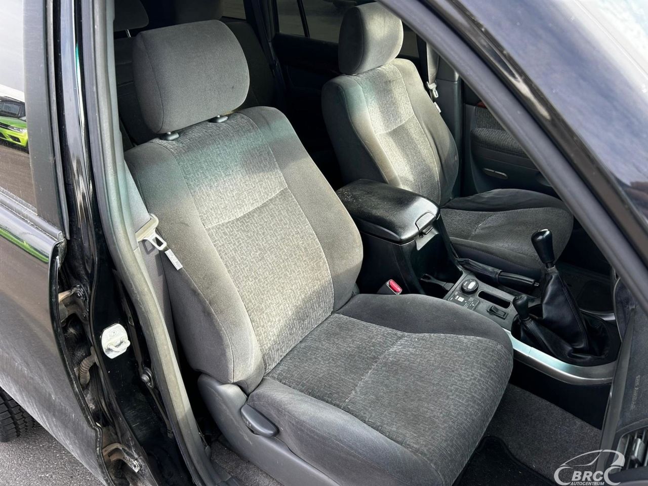 Toyota Land Cruiser | 6