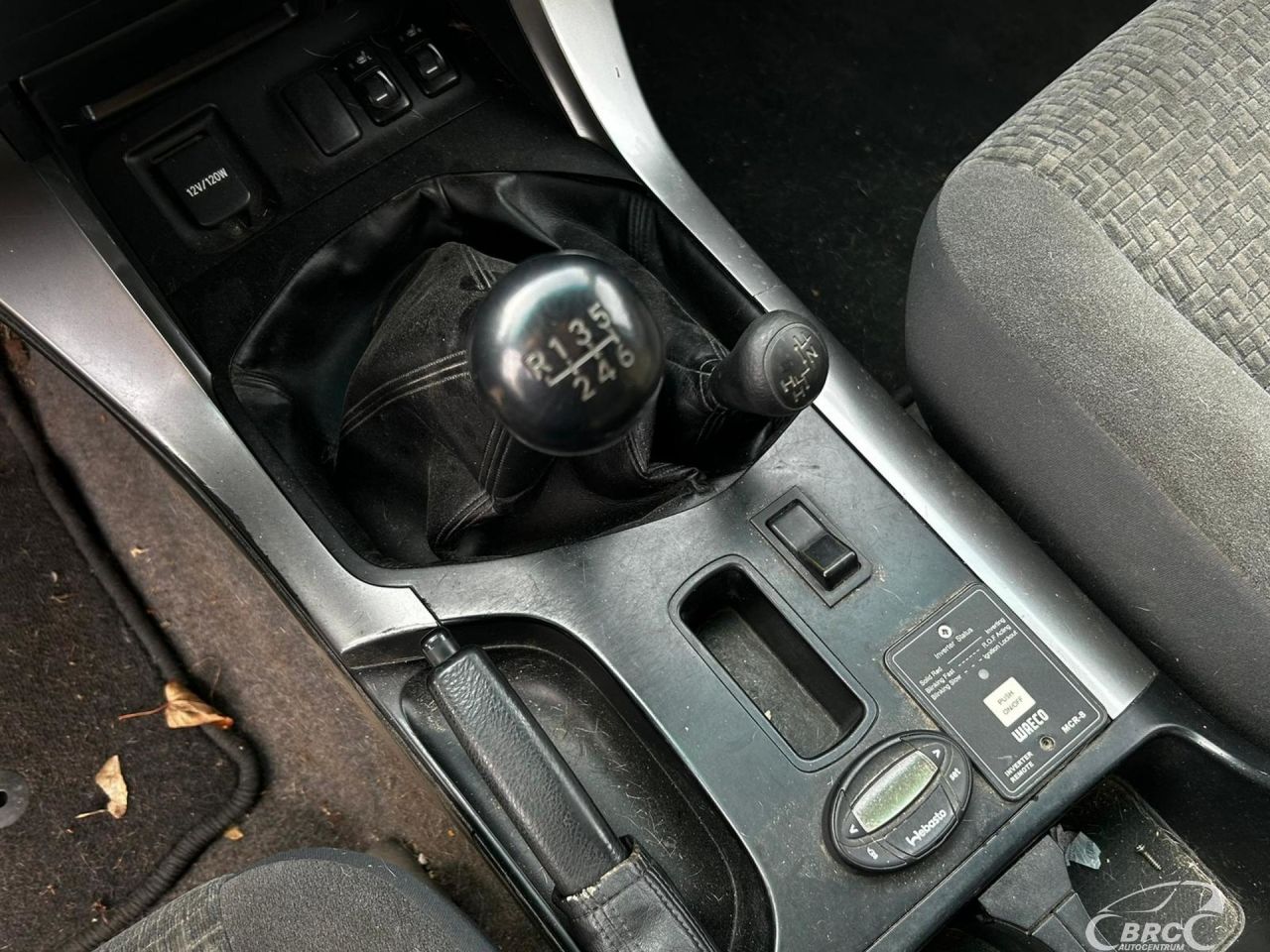 Toyota Land Cruiser | 10