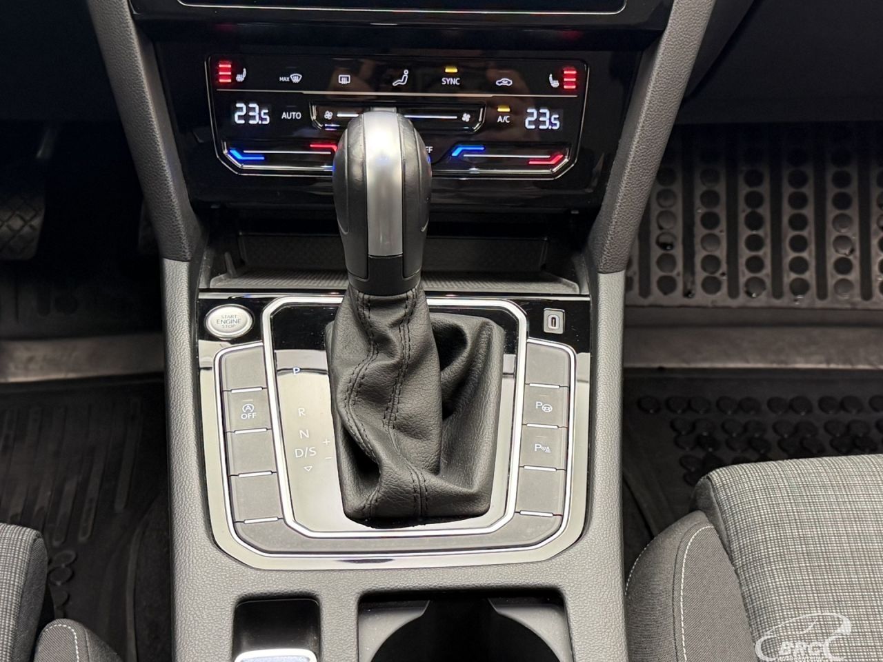 Volkswagen Passat | 16