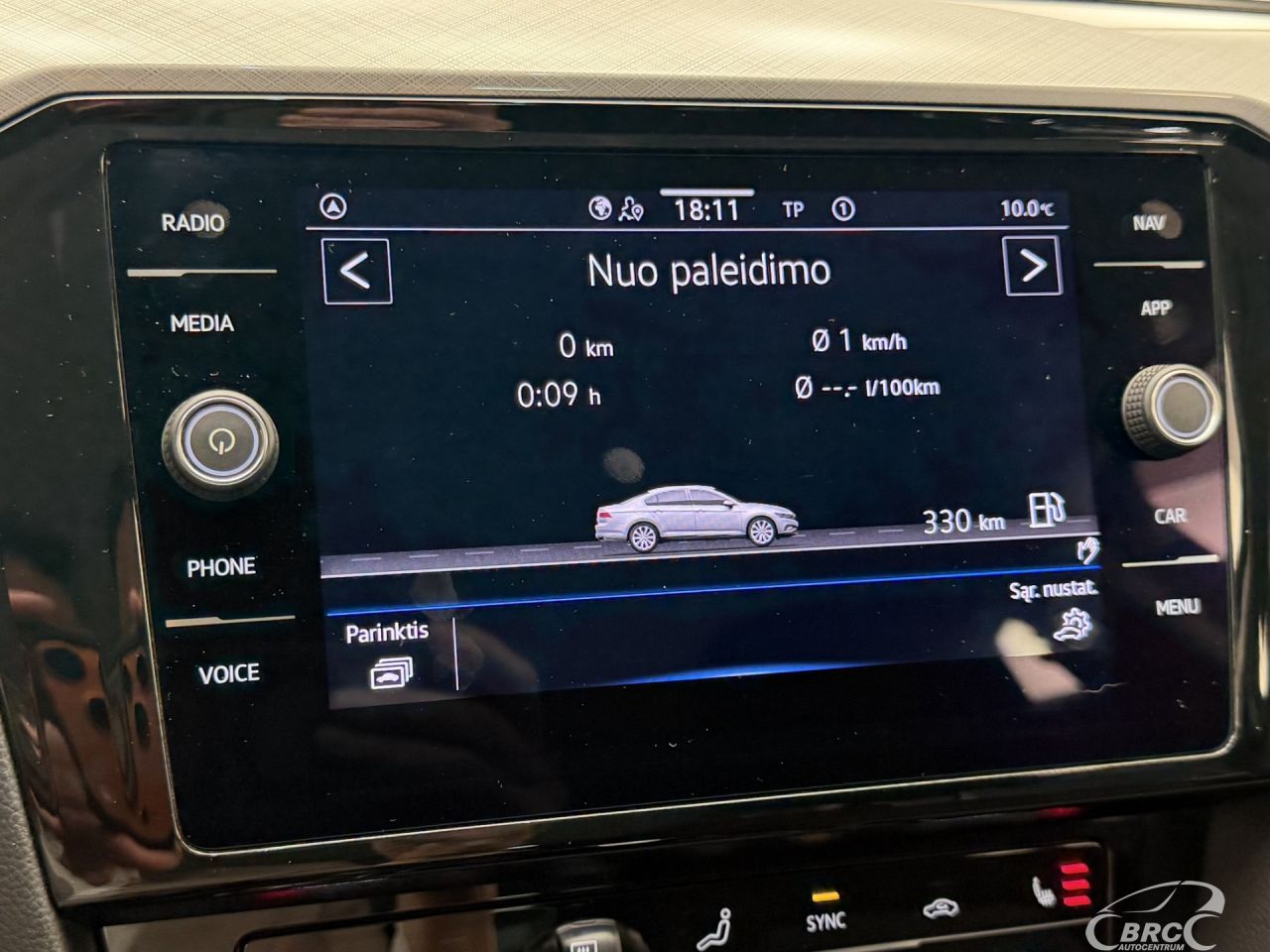 Volkswagen Passat | 37