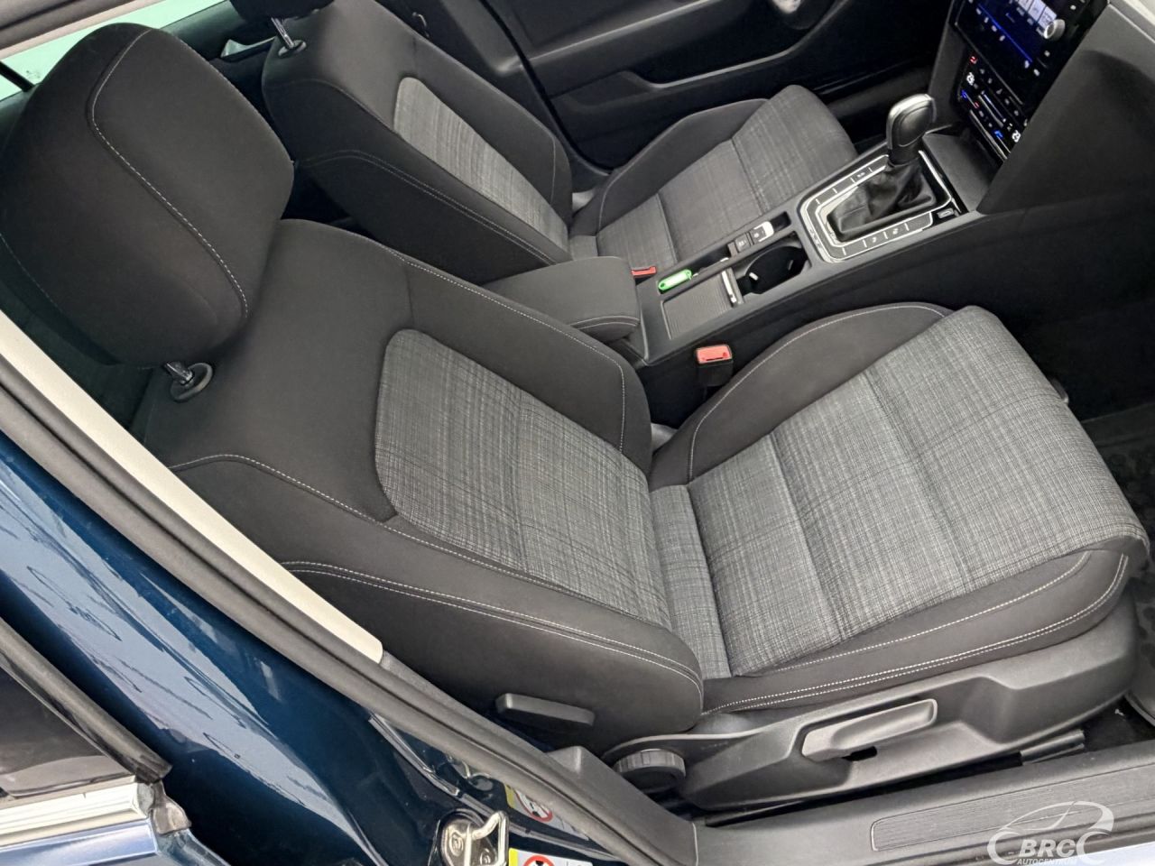 Volkswagen Passat | 4