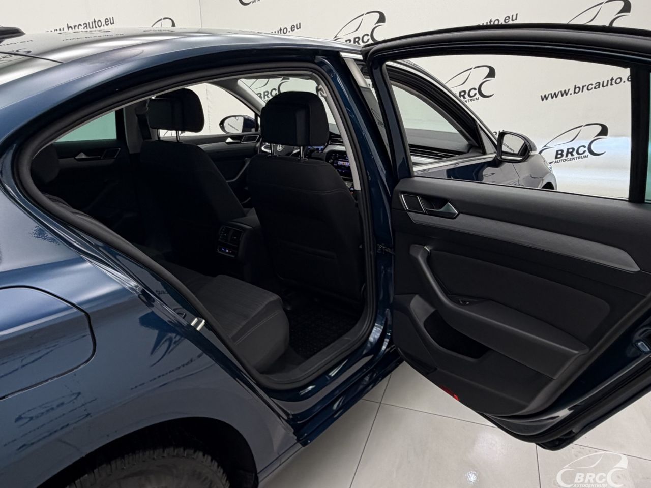 Volkswagen Passat | 11