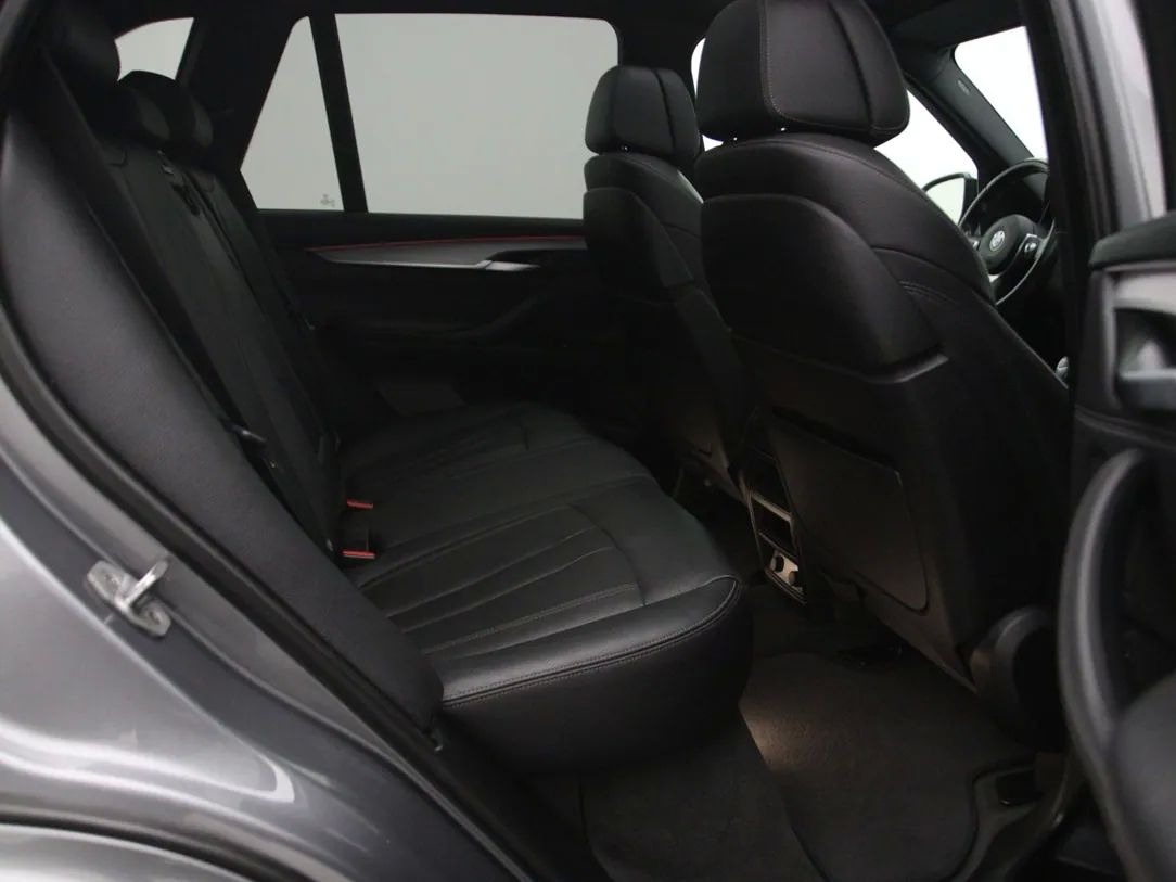 BMW X5 | 14