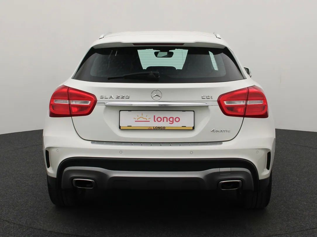 Mercedes-Benz GLA220 | 4