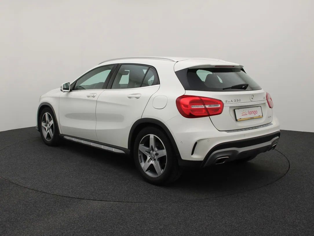 Mercedes-Benz GLA220 | 6