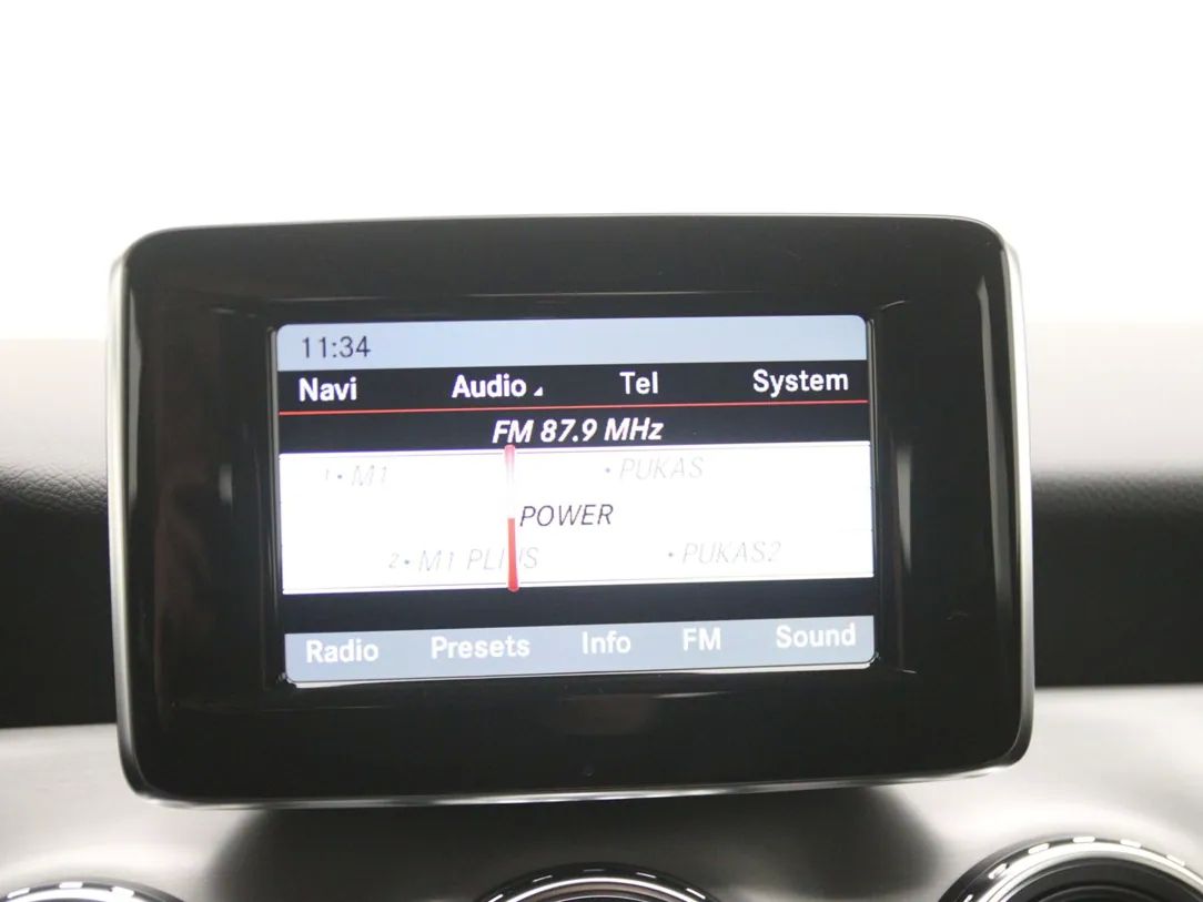 Mercedes-Benz GLA220 | 21