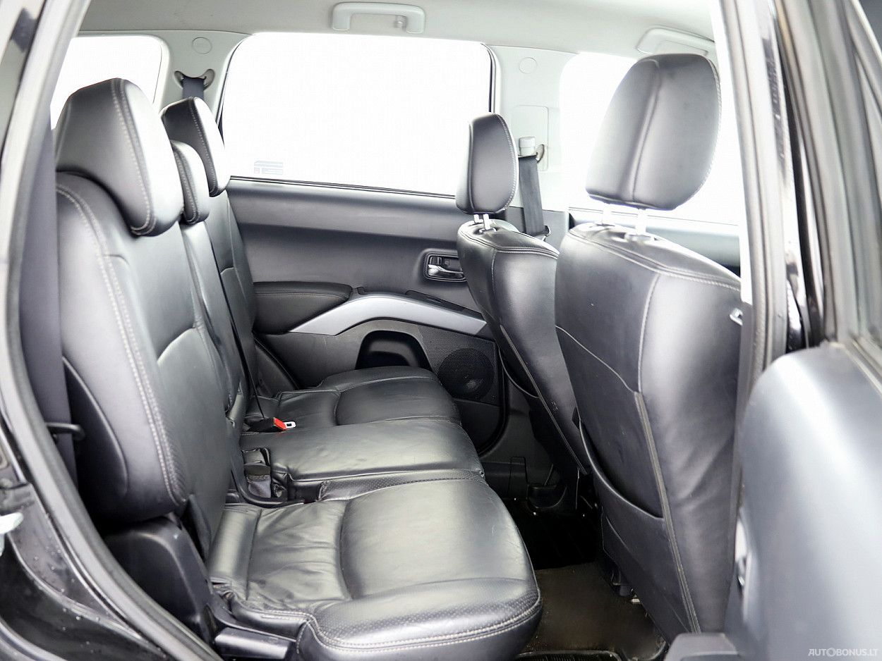 Mitsubishi Outlander | 6