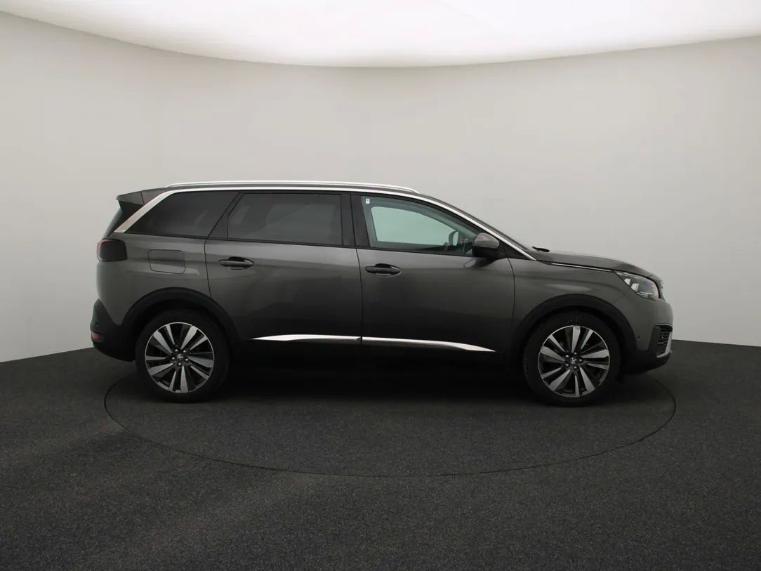 Peugeot 5008 | 8