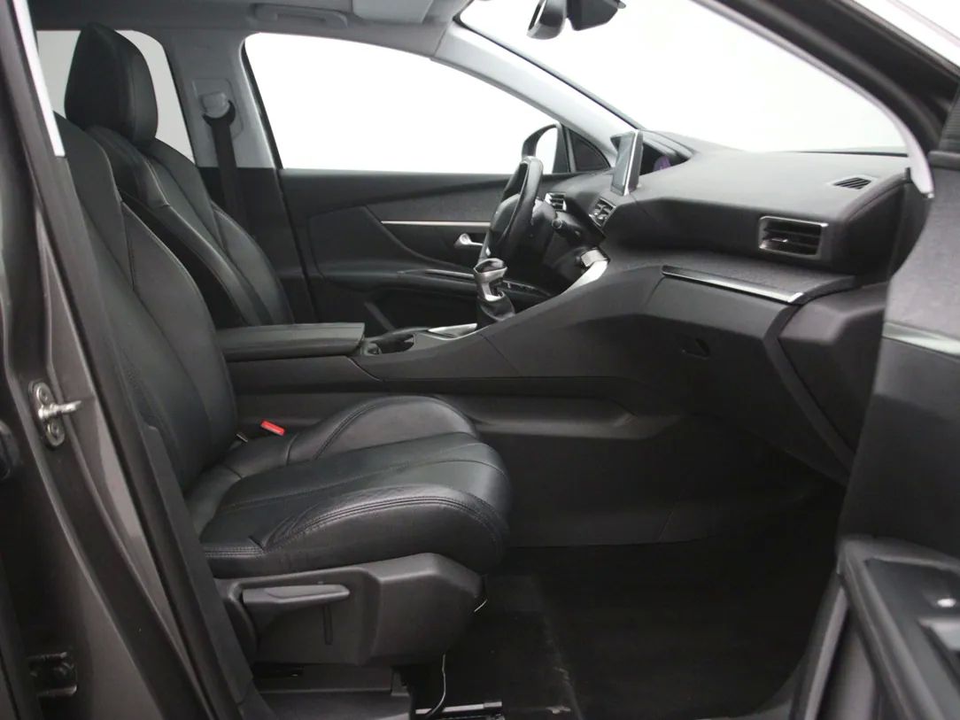 Peugeot 5008 | 13