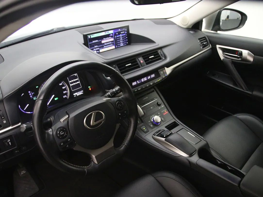 Lexus CT 200h | 15