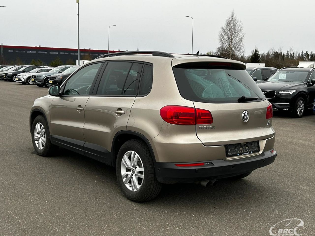 Volkswagen Tiguan | 3