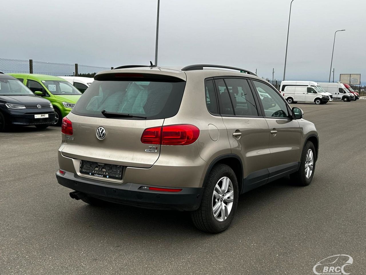 Volkswagen Tiguan | 1