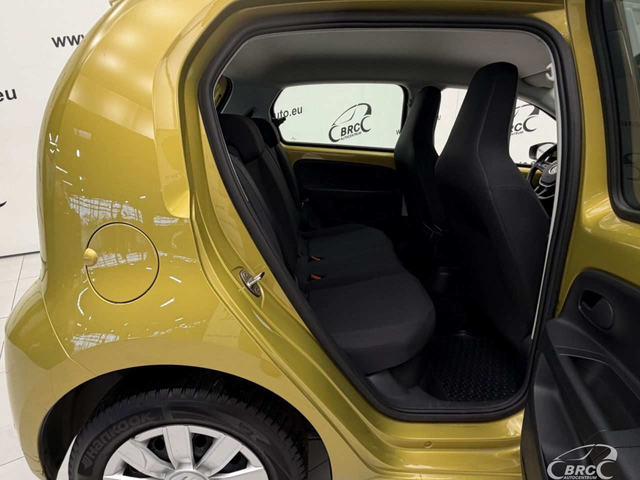 Volkswagen Up | 8