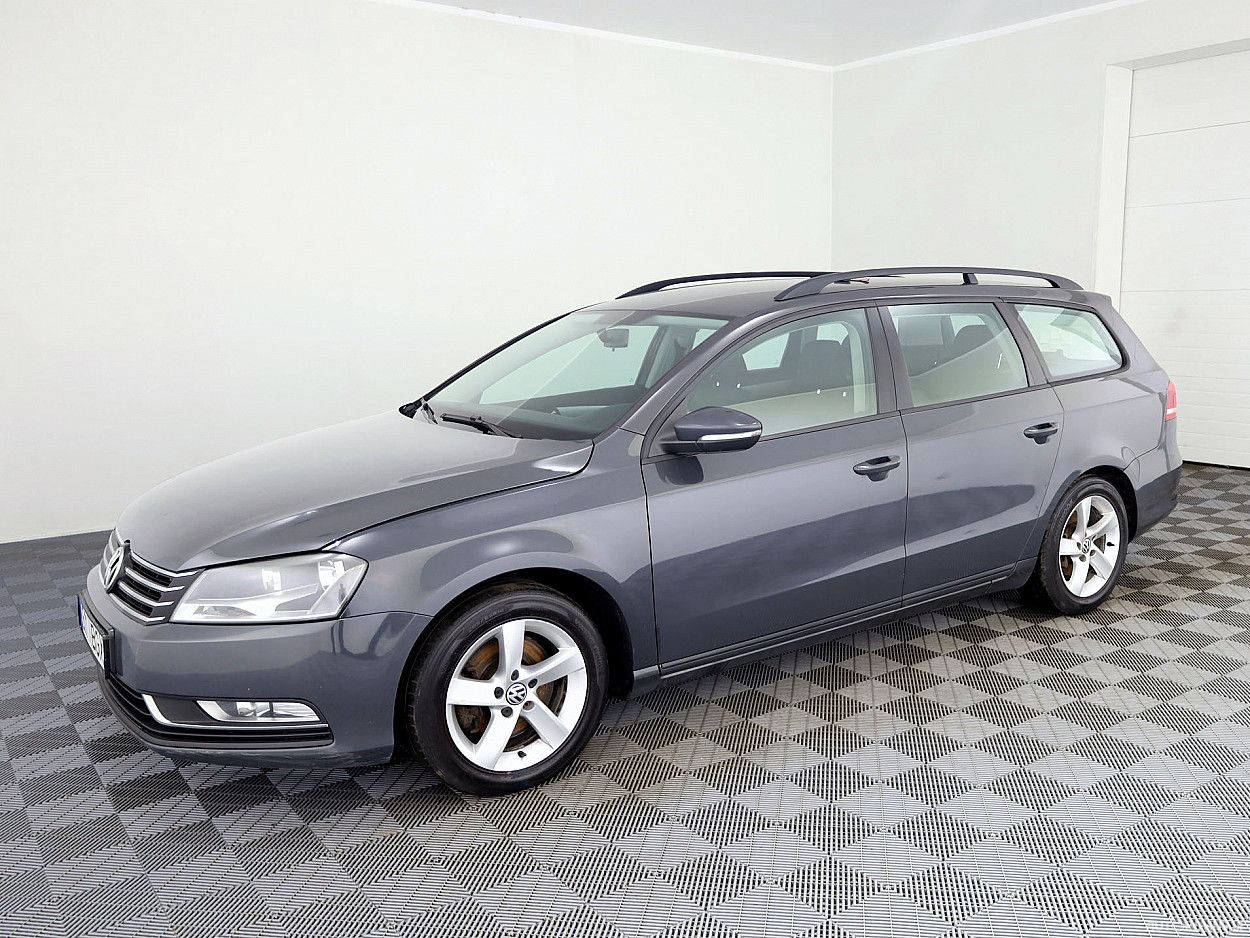 Volkswagen Passat | 1