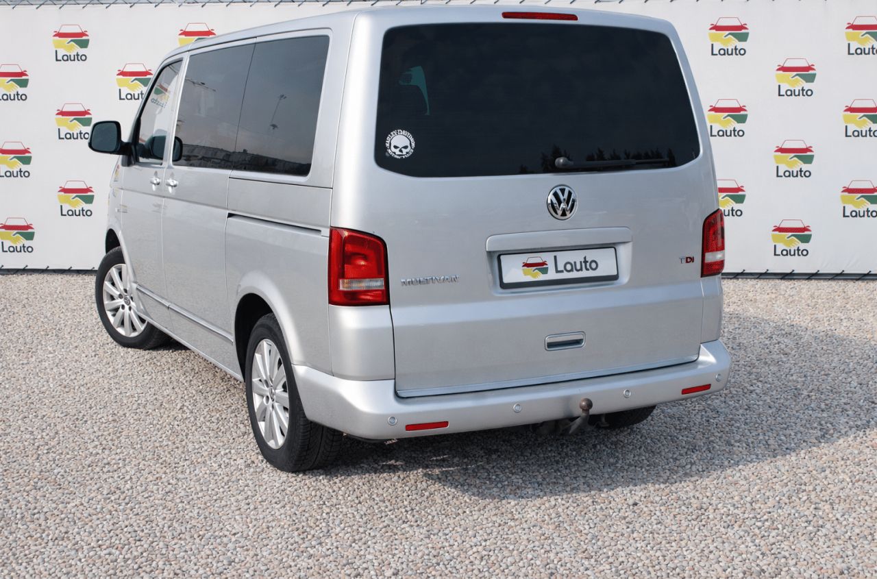 Volkswagen Multivan | 2