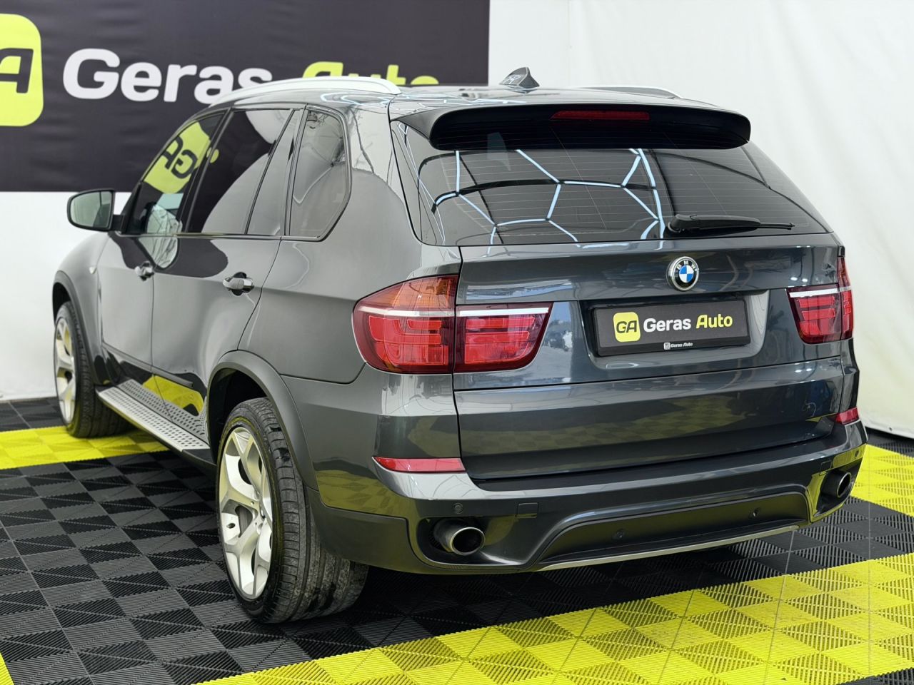 BMW X5 | 5