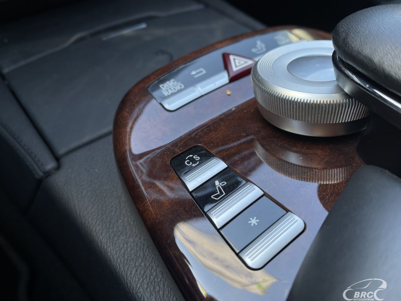 Mercedes-Benz S550 | 24