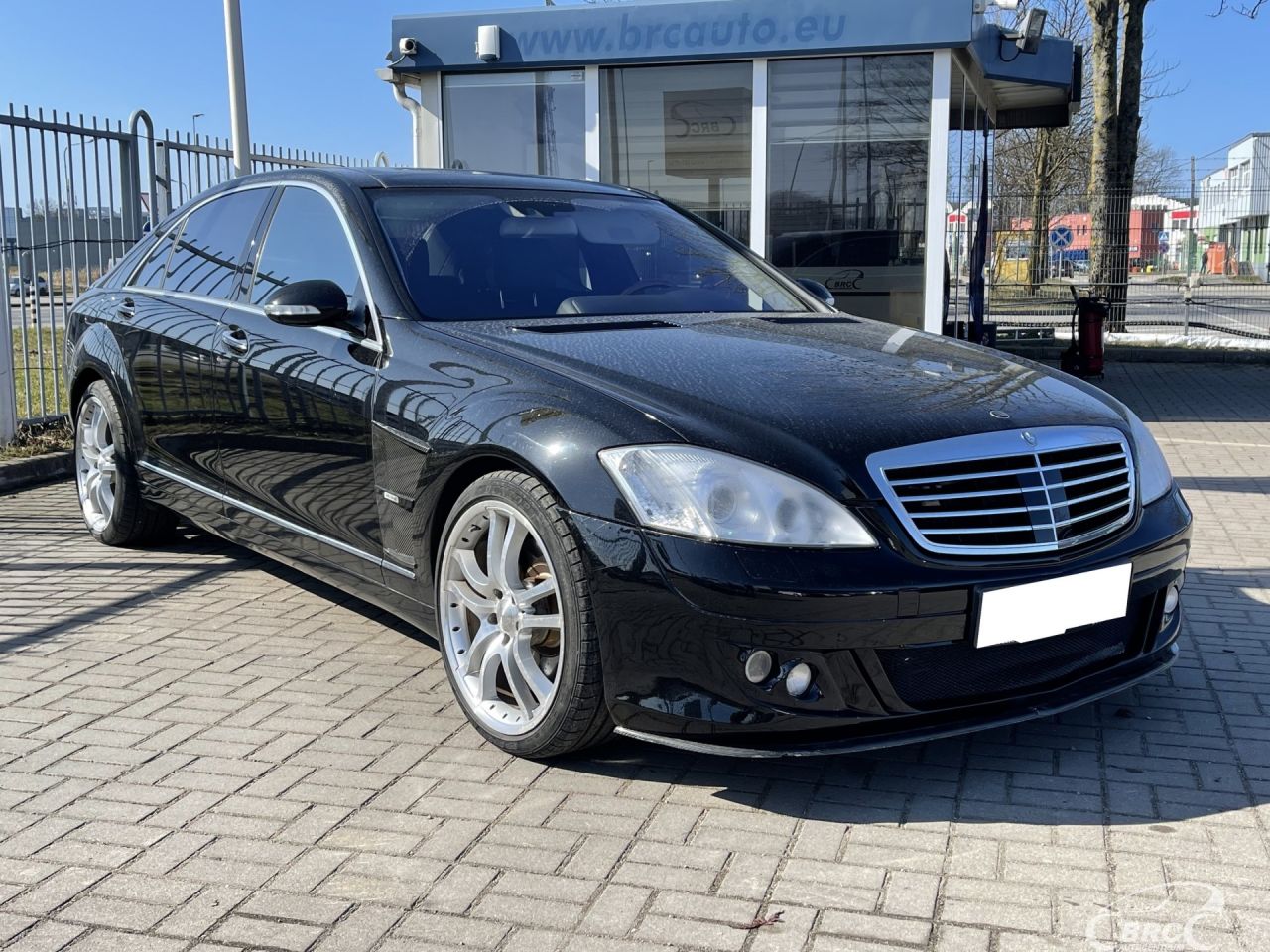 Mercedes-Benz S550 | 35