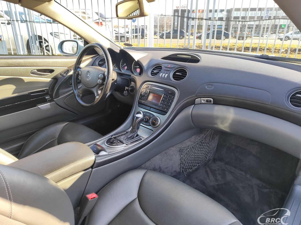 Mercedes-Benz SL350 | 9