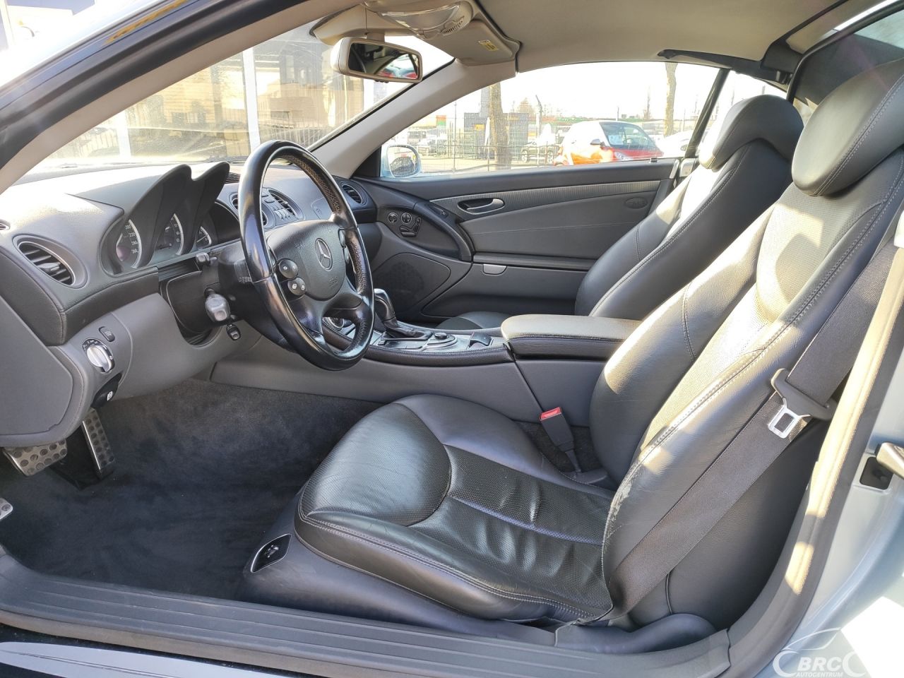 Mercedes-Benz SL350 | 13