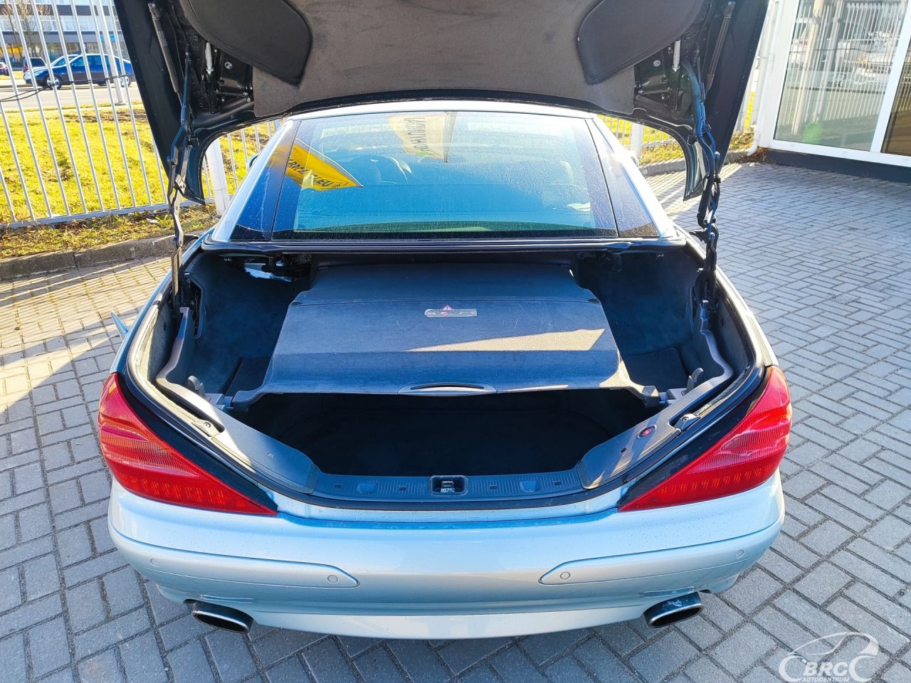 Mercedes-Benz SL350 | 10