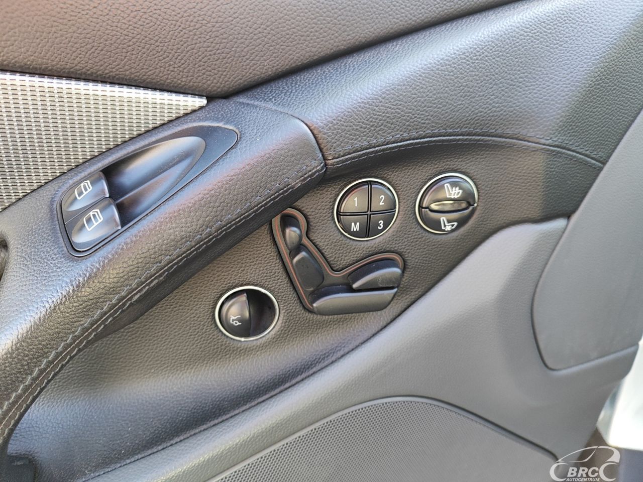 Mercedes-Benz SL350 | 12