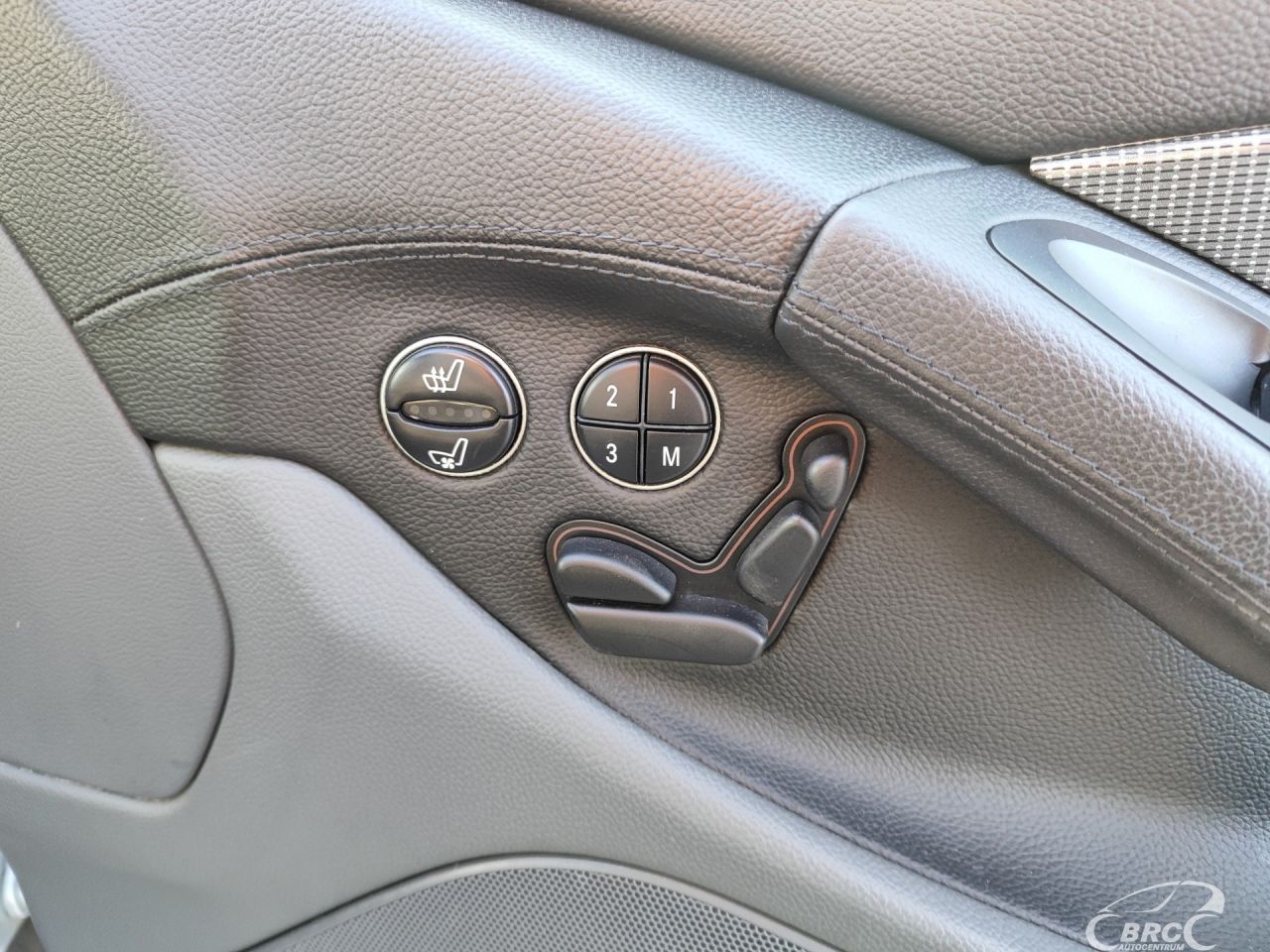 Mercedes-Benz SL350 | 7