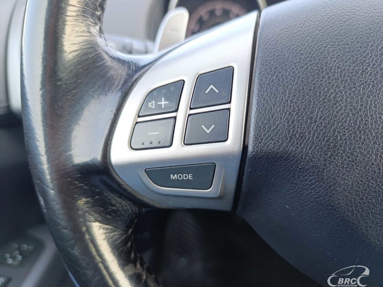 Mitsubishi Outlander | 14