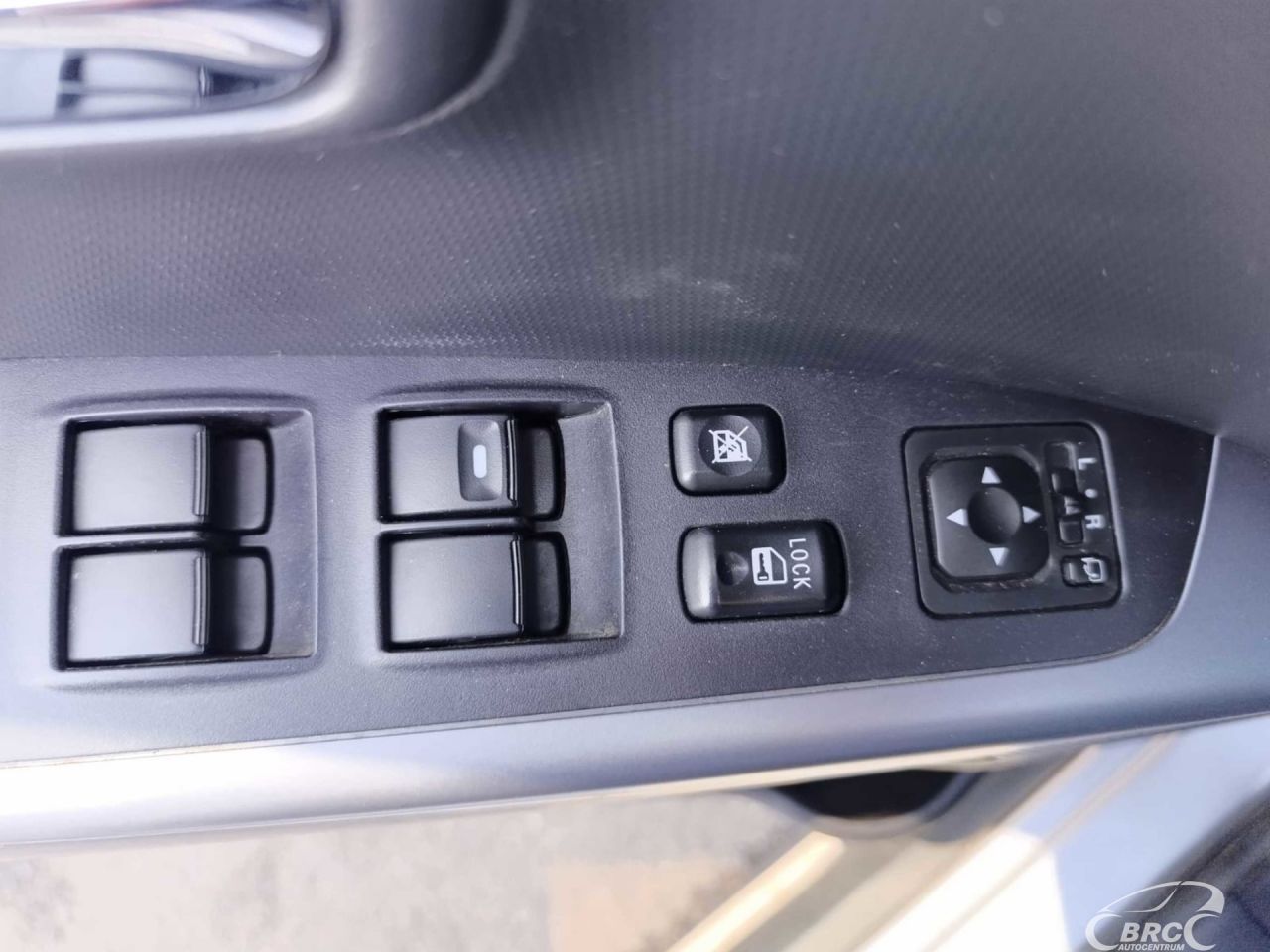 Mitsubishi Outlander | 11