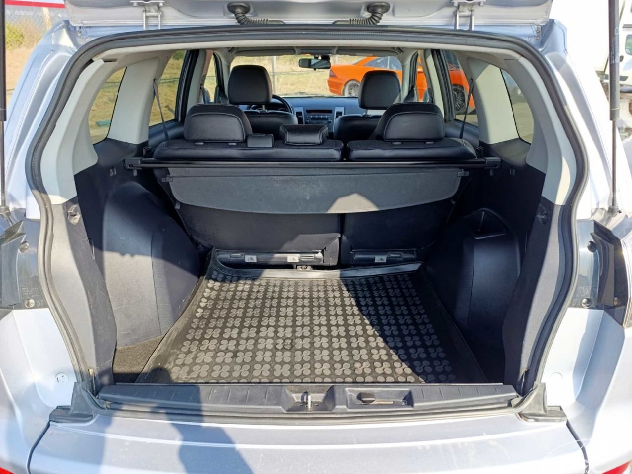 Mitsubishi Outlander | 25