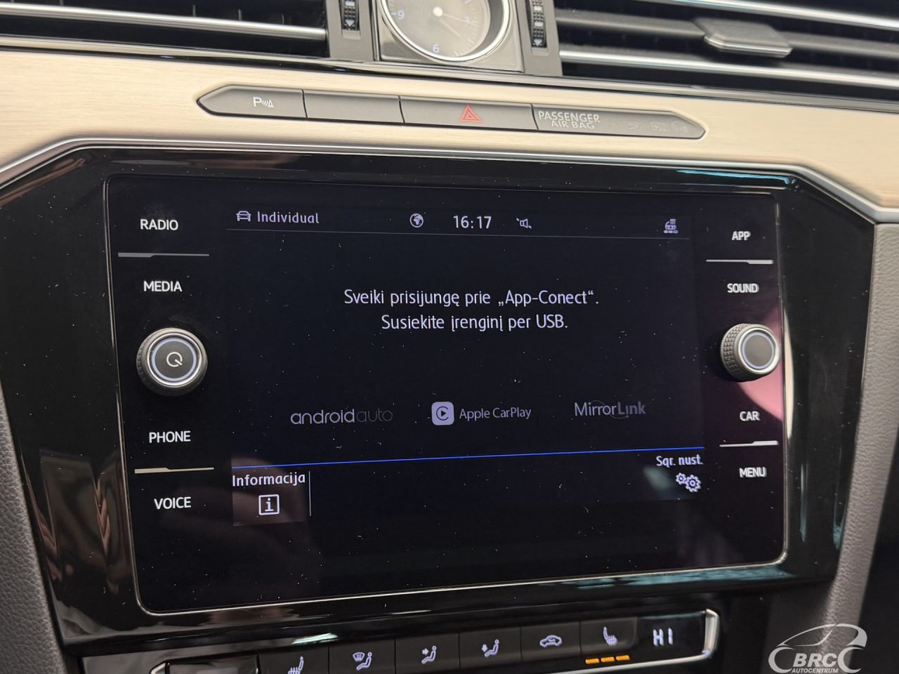 Volkswagen Passat | 41