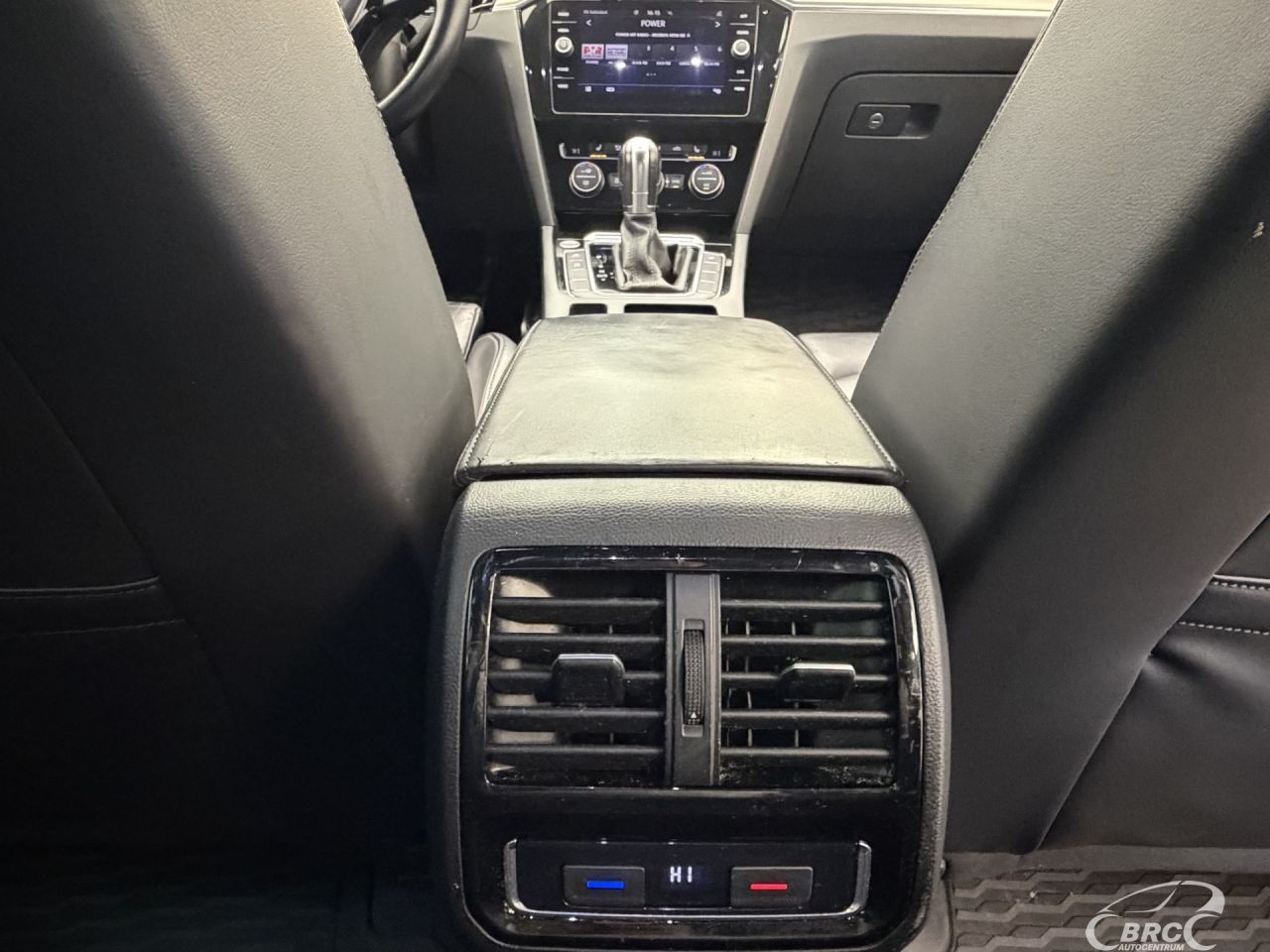 Volkswagen Passat | 13