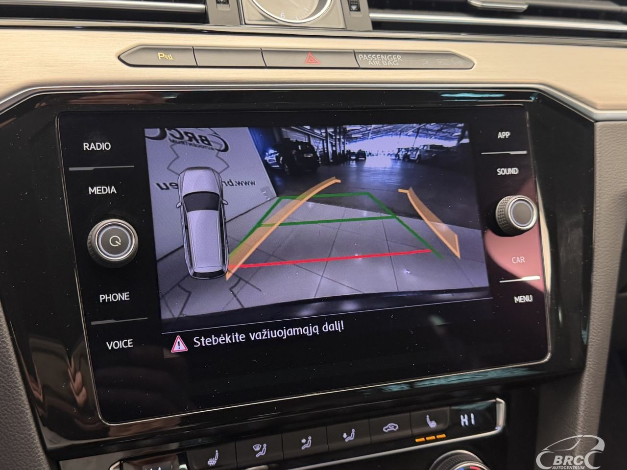 Volkswagen Passat | 38