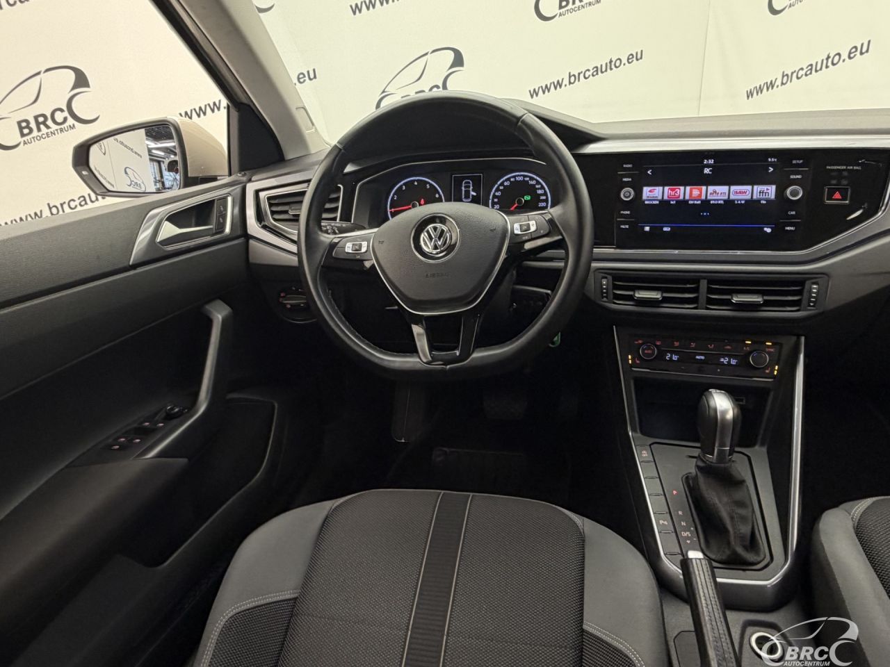 Volkswagen Polo | 12