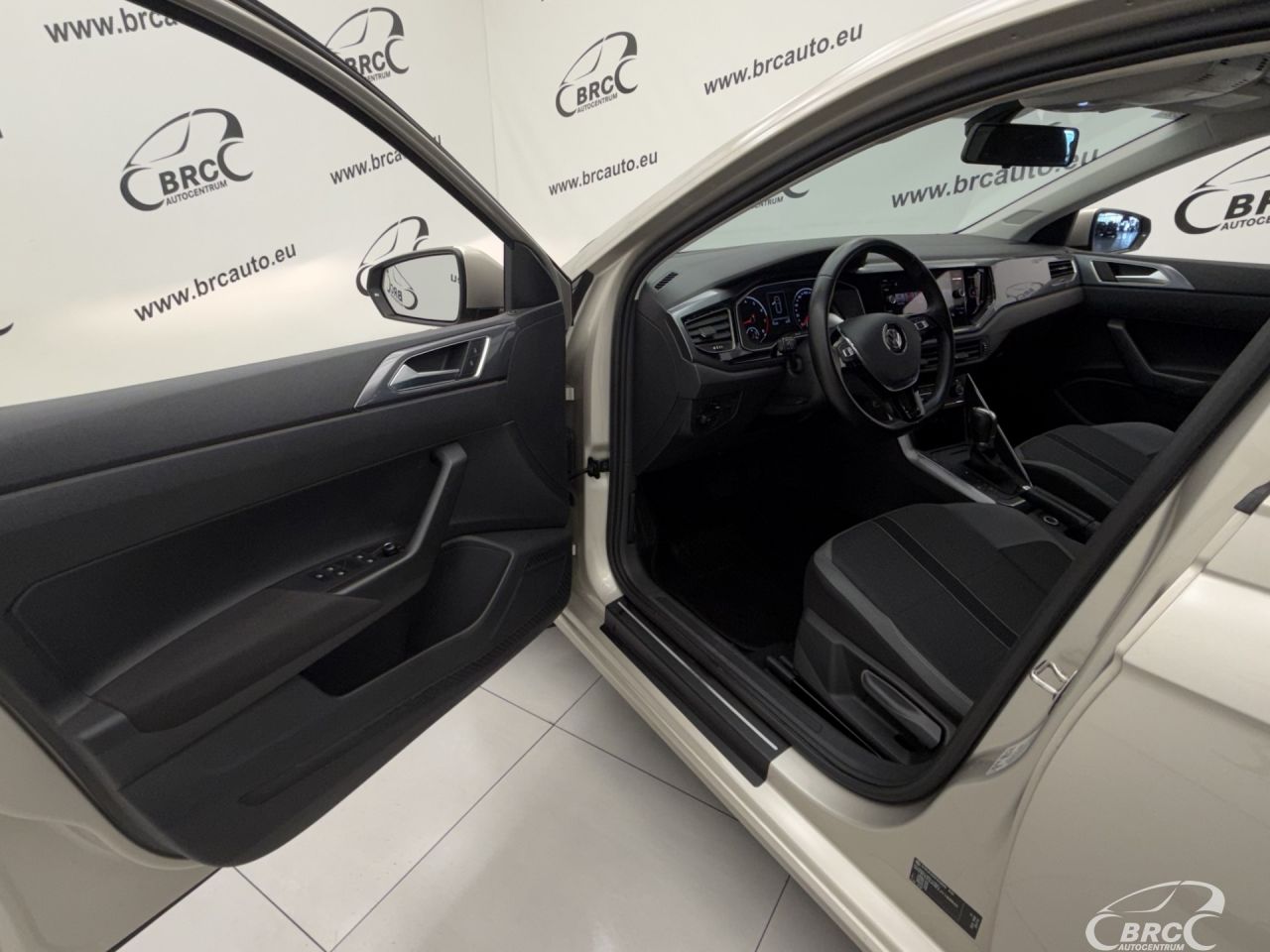 Volkswagen Polo | 17