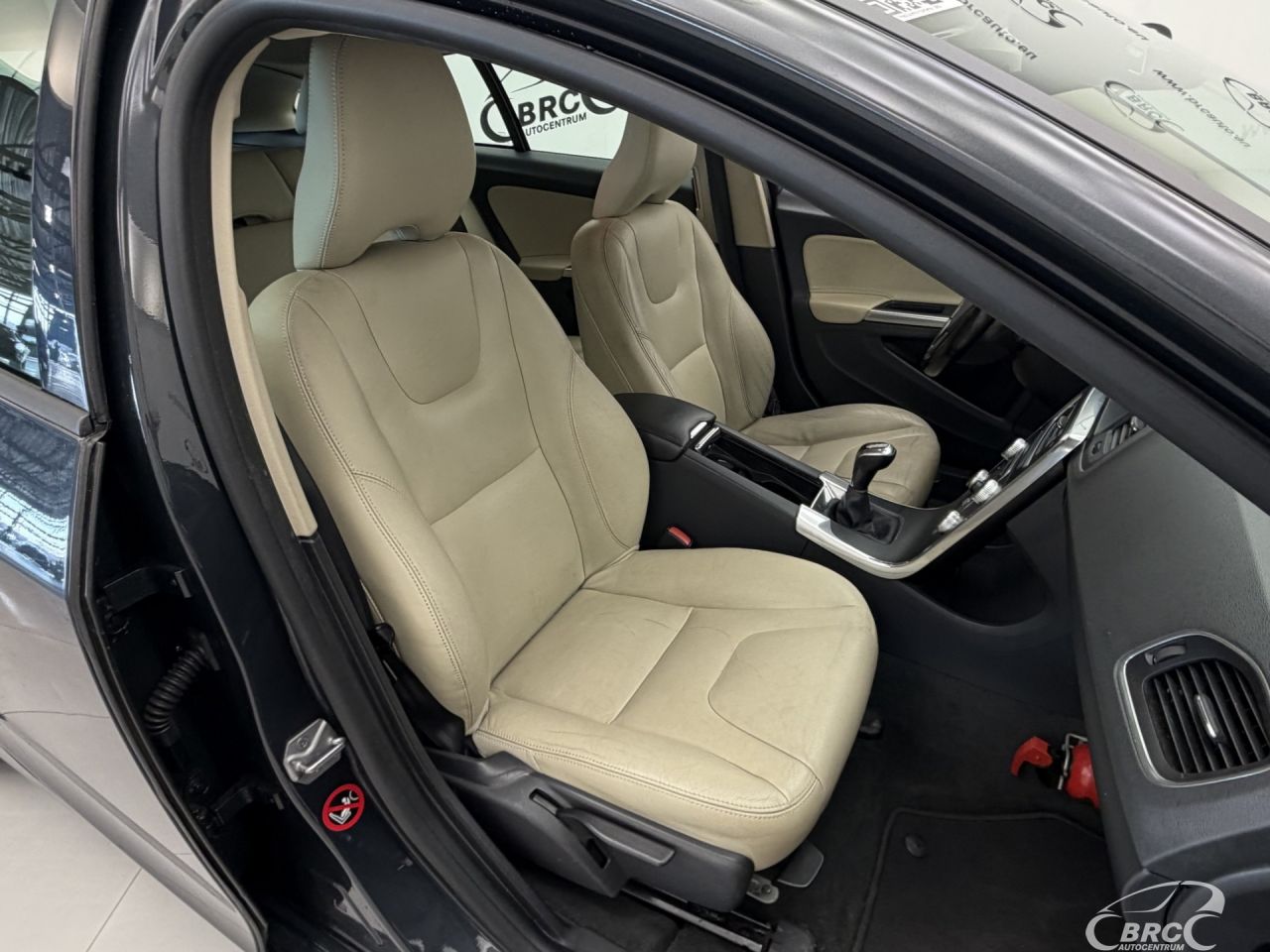 Volvo V60 | 5