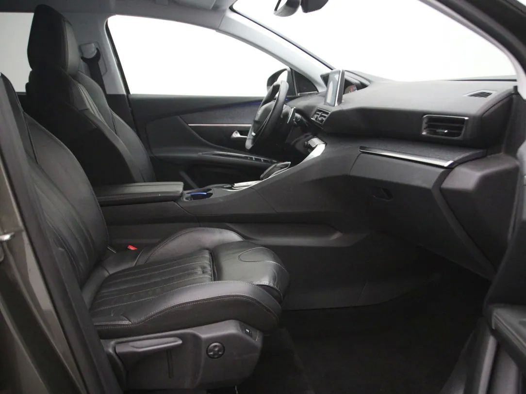 Peugeot 5008 | 13