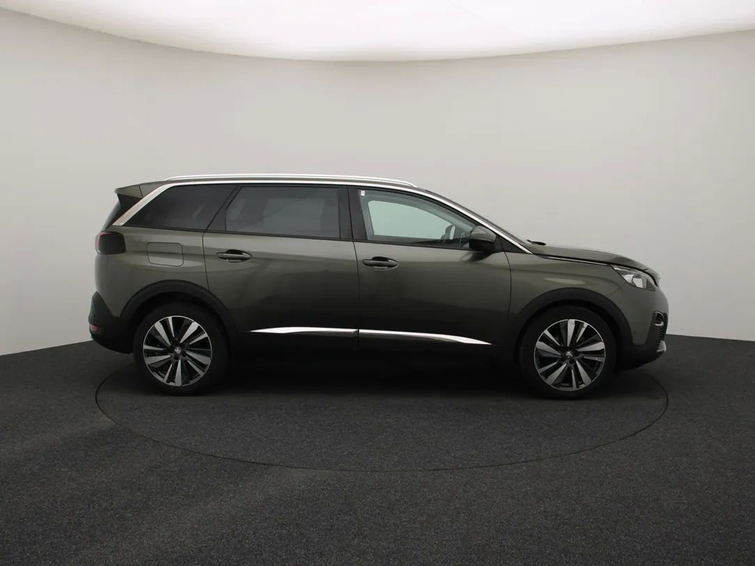 Peugeot 5008 | 8