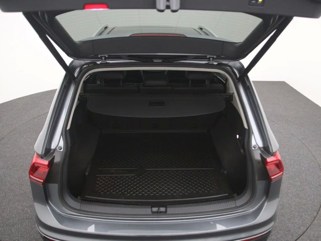 Volkswagen Tiguan | 38