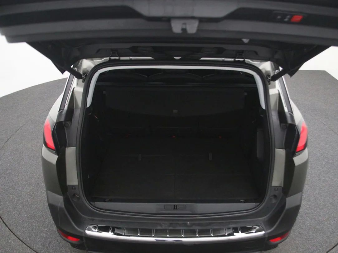 Peugeot 5008 | 32