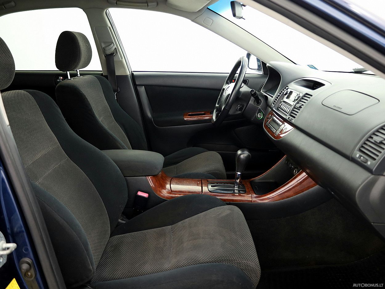 Toyota Camry | 5
