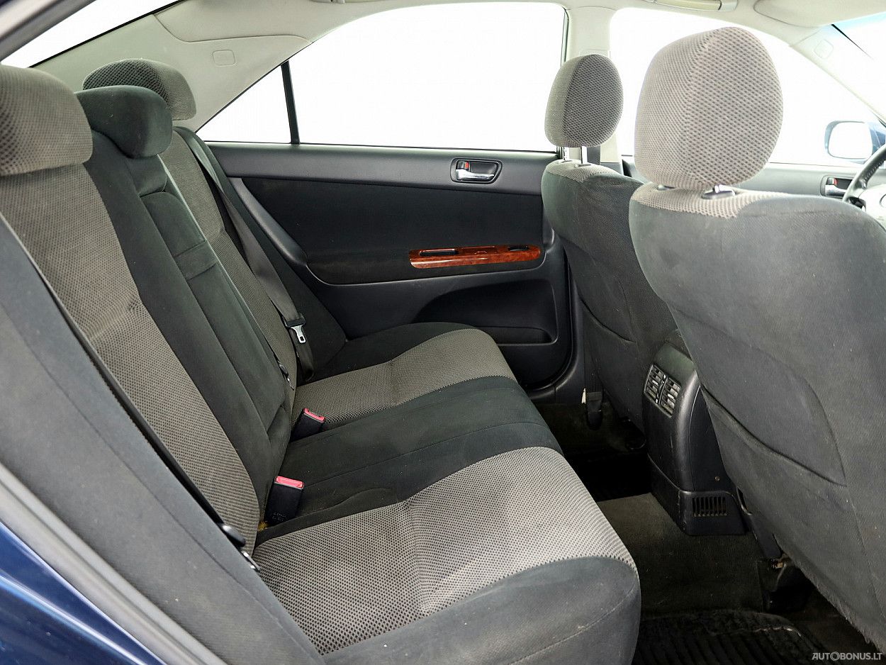 Toyota Camry | 6