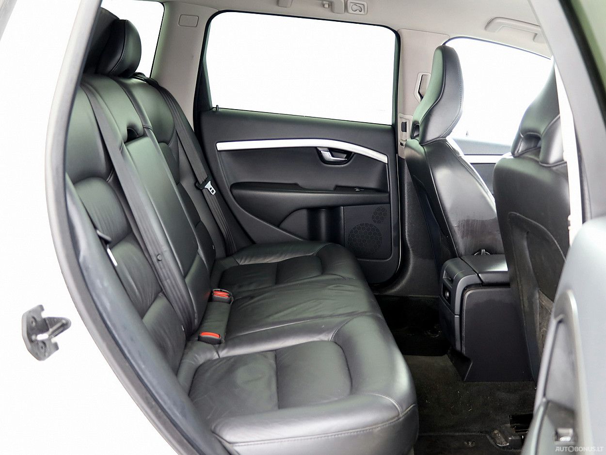 Volvo V70 | 6