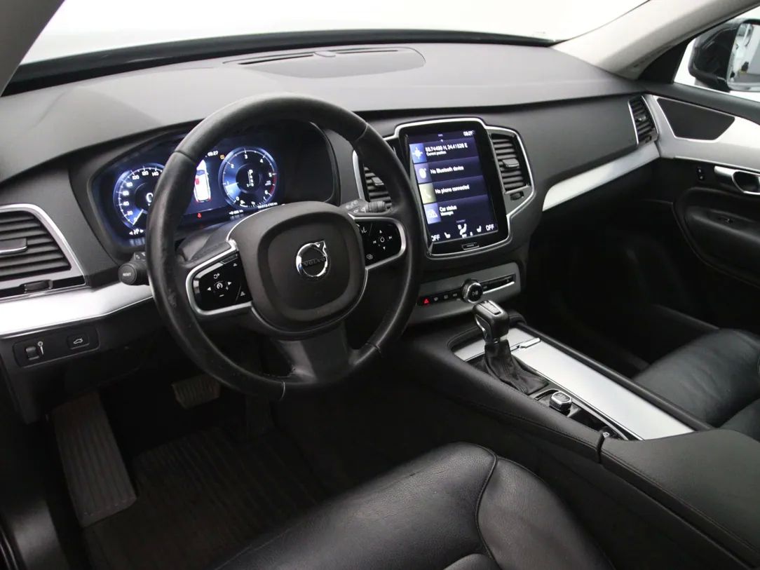 Volvo XC90 | 16